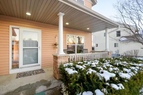 Exterior - 1406 Landsdown Rd, Buffalo, MN 55313 photo 3 of 4