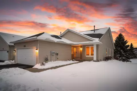 17427 Deerfield Dr SE, Prior Lake, MN 55372