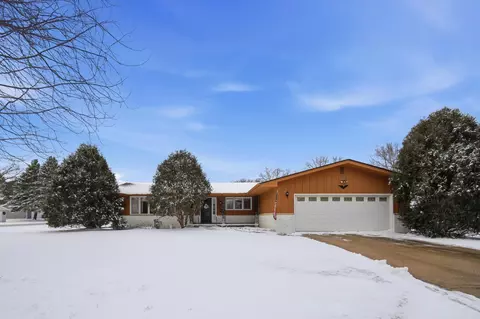 1220 Kast Ave, Owatonna, MN 55060