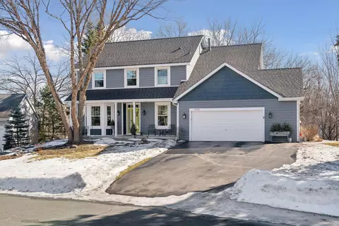 16795 Thatcher Rd, Eden Prairie, MN 55347