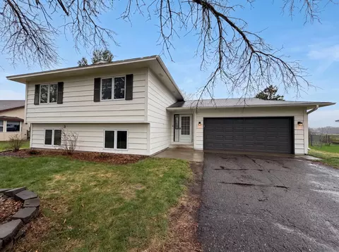 14012 Underclift St NW, Andover, MN 55304