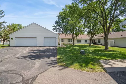 114 Carmel Ave W #15, West Saint Paul, MN 55118