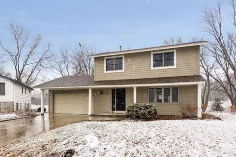 110104 Arboretum Way, Chaska, MN 55318