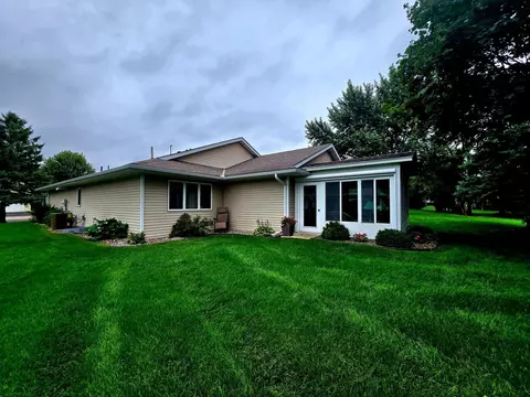 Exterior - 642 Jenisa Dr, Saint Cloud, MN 56301 photo 6 of 8