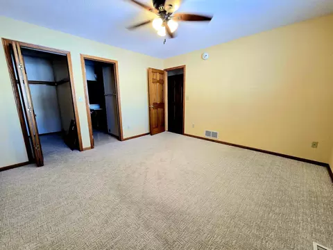 Bedroom - 642 Jenisa Dr, Saint Cloud, MN 56301 photo 2 of 3
