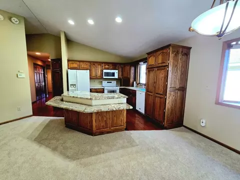 Kitchen - 642 Jenisa Dr, Saint Cloud, MN 56301 photo 1 of 2
