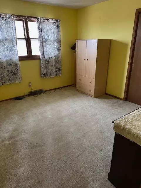 Bedroom - 519 E Hollett St, Tracy, MN 56175 photo 2 of 2