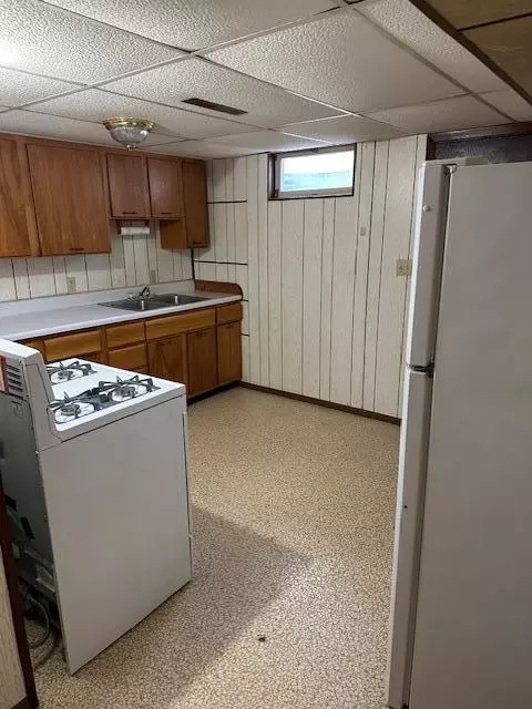 Kitchen - 519 E Hollett St, Tracy, MN 56175 photo 5 of 5