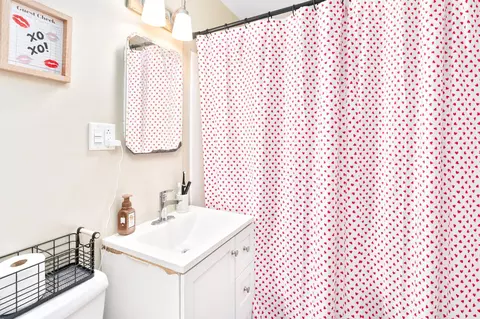 Bath - 1011 W Arrowhead Rd, Duluth, MN 55811 photo 1 of 1