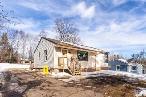 Exterior - 1011 W Arrowhead Rd, Duluth, MN 55811 photo 4 of 5