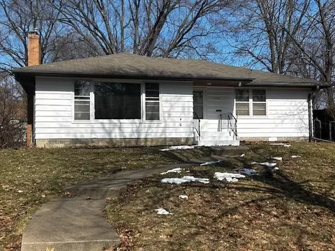 1839 Yorkshire Ave, Saint Paul, MN 55116