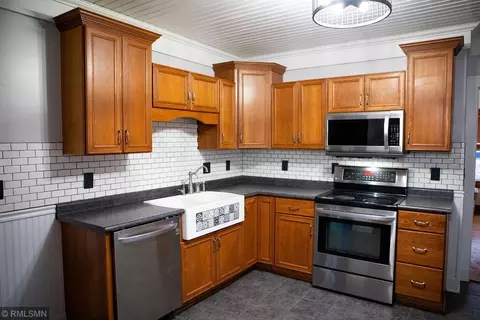 Kitchen - 110 Greeley Rd, Braham, MN 55006 photo 4 of 4