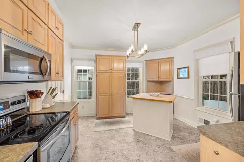 Kitchen - 822 7th Ave N, Saint Cloud, MN 56303 photo 1 of 3