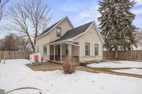 Exterior - 822 7th Ave N, Saint Cloud, MN 56303 photo 5 of 7