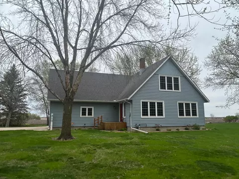 310 1st Ave NE, Trimont, MN 56176