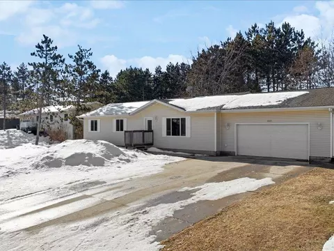 229 Park Rd, Staples, MN 56479