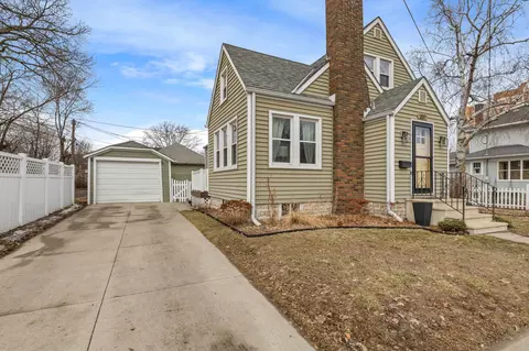 257 Market St, Winona, MN 55987