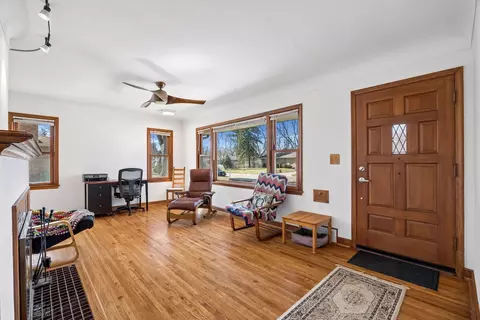 1892 Pascal St, Falcon Heights, MN 55113 photo 4