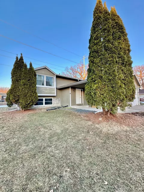 2700 94th Ave N, Brooklyn Park, MN 55444