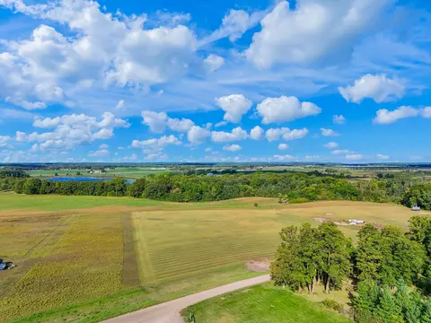 506 Nn 397th Ave, Frazee, MN 56544