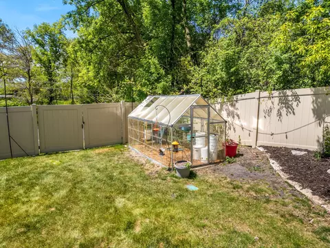 Exterior - 6420 Bluff Dr, Bloomington, MN 55438 photo 5 of 10