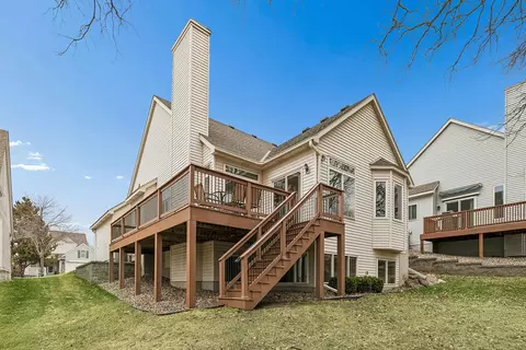 8724 Callahan Trl, Inver Grove Heights, MN 55076