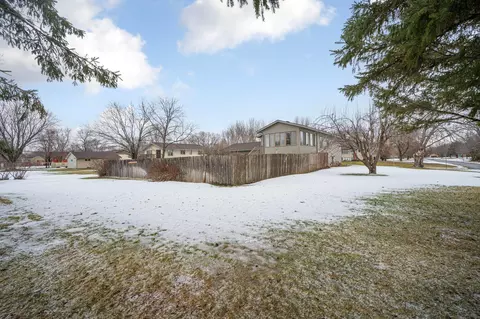 Exterior - 6204 Laurel Rd, Saint Cloud, MN 56303 photo 8 of 9