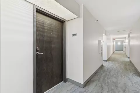 78 10th St E #2807, Saint Paul, MN 55101