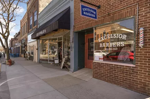 647 Mill St, Excelsior, MN 55331 photo 31
