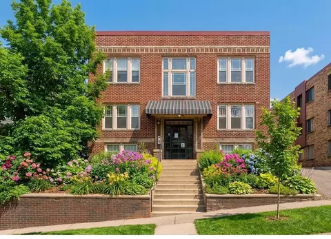 522 Ridgewood Ave #9, Minneapolis, MN 55403