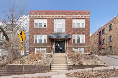 522 Ridgewood Ave #9, Minneapolis, MN 55403