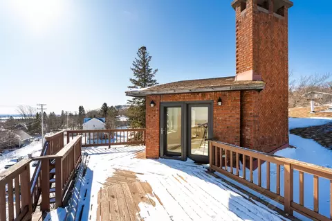 Exterior - 814 W 5th St, Duluth, MN 55806 photo 6 of 10