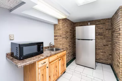 Kitchen - 814 W 5th St, Duluth, MN 55806 photo 12 of 12