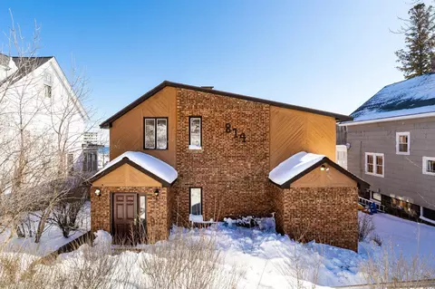 Exterior - 814 W 5th St, Duluth, MN 55806 photo 3 of 10