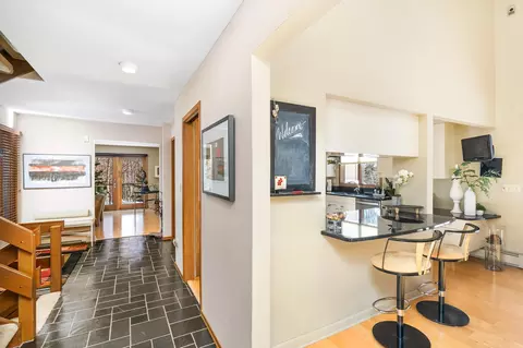 Entry Way - 1722 North Rd, Duluth, MN 55811 photo 2 of 2