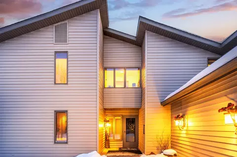 Exterior - 1722 North Rd, Duluth, MN 55811 photo 5 of 15