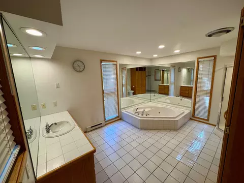Bath - 1700 Cooper Ave S, Saint Cloud, MN 56301 photo 1 of 2