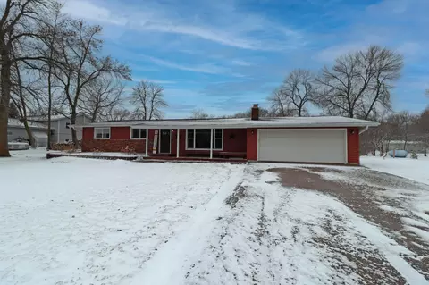 5401 Gunderson Ave NW, Maple Lake, MN 55358