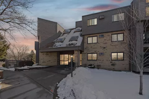 1000 41st Ave NE #306, Columbia Heights, MN 55421