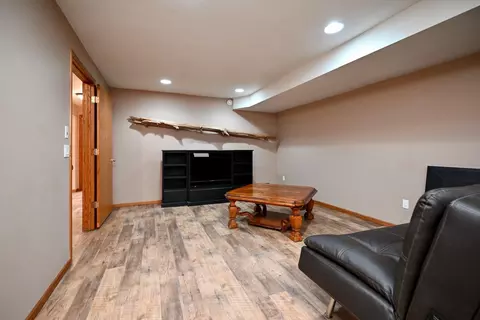 Living - 63627 170th Ave, Kellogg, MN 55945 photo 5 of 5