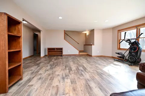 Living - 63627 170th Ave, Kellogg, MN 55945 photo 3 of 5