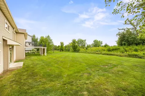 1069 Symphony Ln, Chaska, MN 55318 photo 30