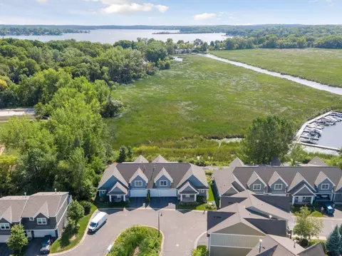 5465 Lost Lake Ln, Mound, MN 55364