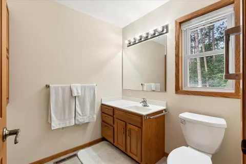 Bath - 808 5th St S, Walker, MN 56484 photo 2 of 4