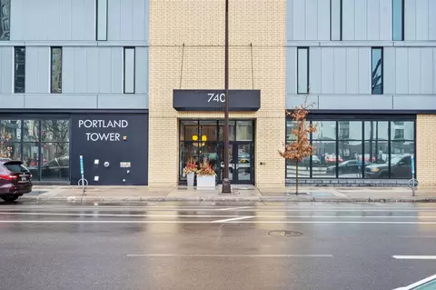 740 Portland Ave #906, Minneapolis, MN 55415