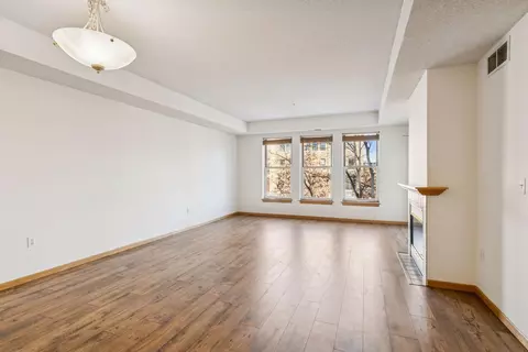 645 N 1st St #306, Minneapolis, MN 55401