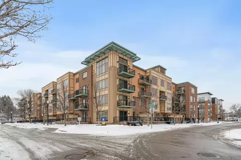 1070 Grandview Ct NE #207, Columbia Heights, MN 55421