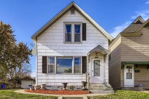 1005 Galtier St, Saint Paul, MN 55117