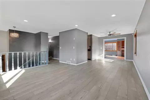 Living - 6 Clover Ct, Saint Cloud, MN 56301 photo 1 of 7