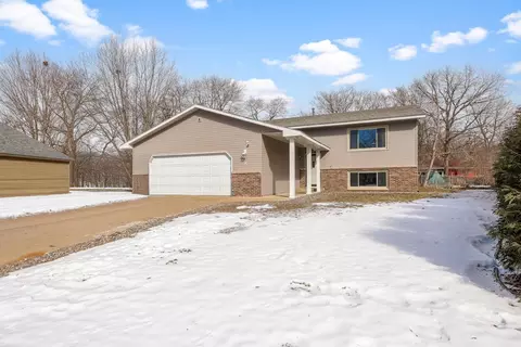 6 Clover Ct, Saint Cloud, MN 56301